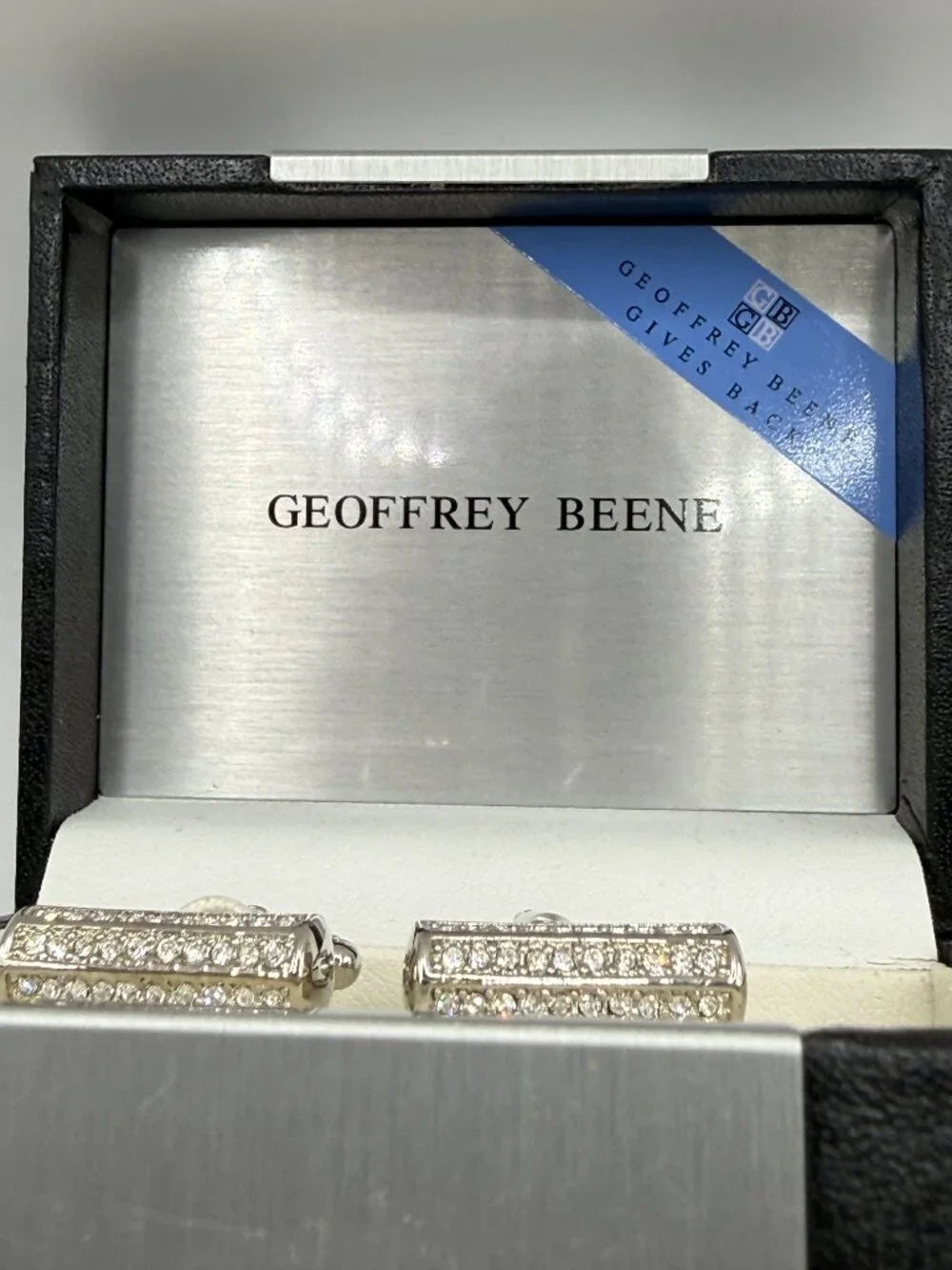 NIB Vintage Geoffrey Beene Silver/Diamond Cufflink Set